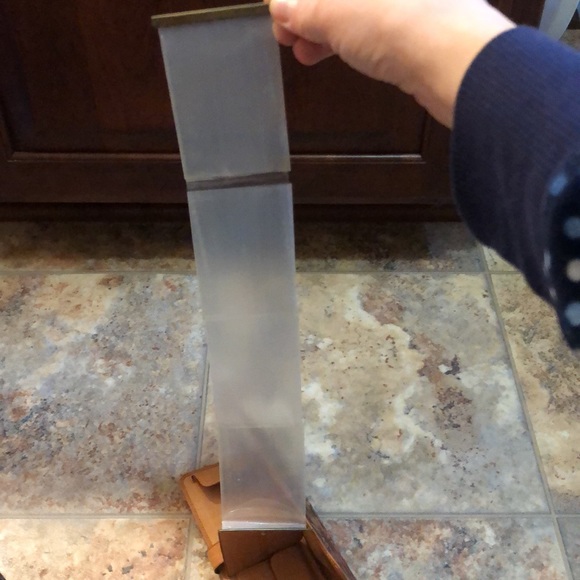 Beautifully Floral Tooled Vintaged Leather Wallet - Picture 5 of 13